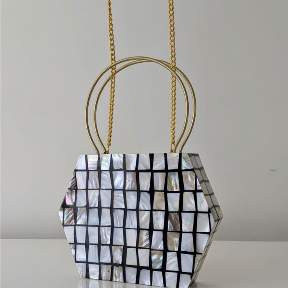 NEW - RAMLA Pearly Shell Clutch - Picture 7 of 11